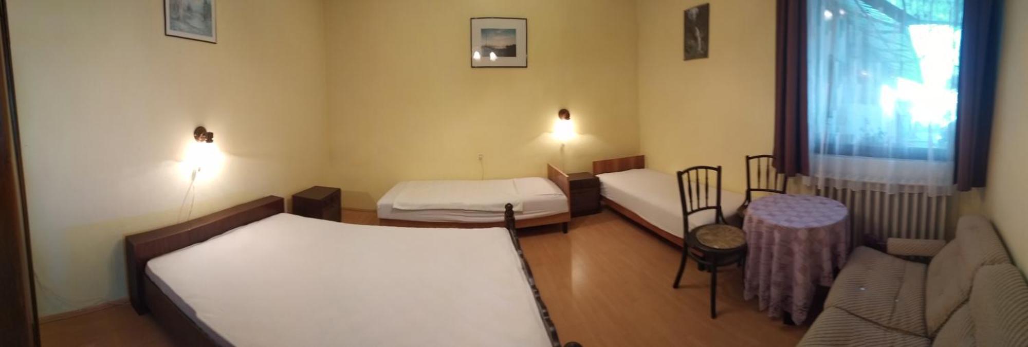 Hutter Vendeghaz Hotel Szantod Exterior photo